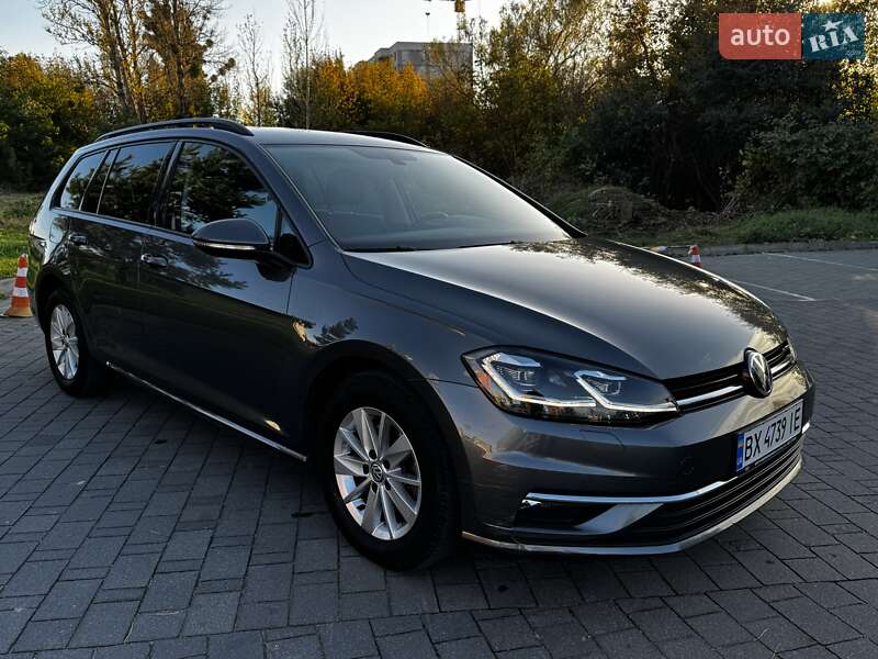 Універсал Volkswagen Golf 2019 в Хмельницькому