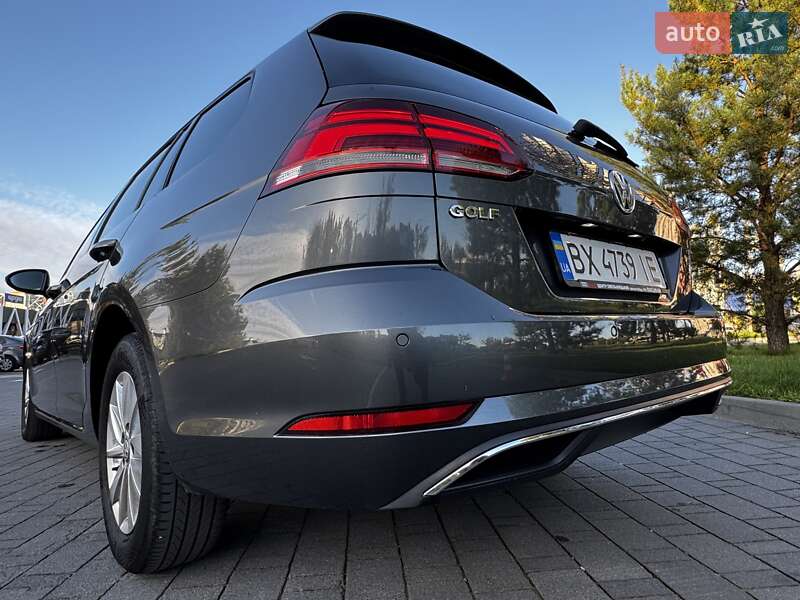 Універсал Volkswagen Golf 2019 в Хмельницькому