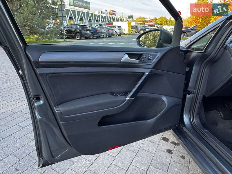 Універсал Volkswagen Golf 2019 в Хмельницькому