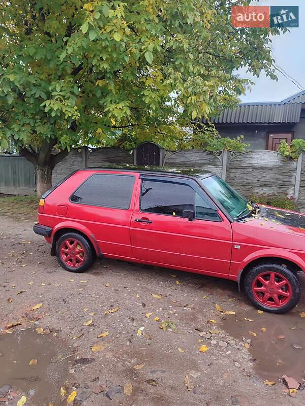 Хэтчбек Volkswagen Golf 1986 в Нежине