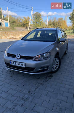 Универсал Volkswagen Golf 2016 в Ямполе