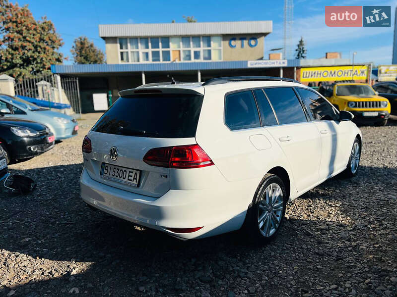 Универсал Volkswagen Golf 2016 в Полтаве