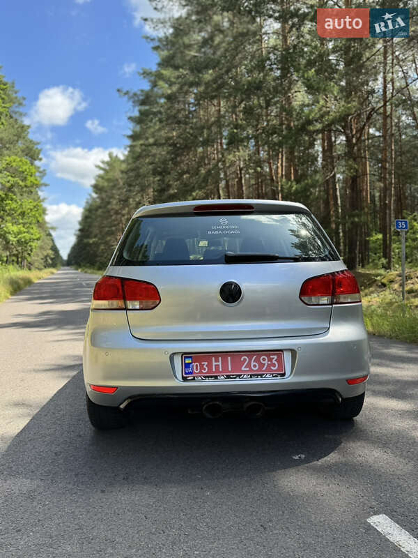 Хетчбек Volkswagen Golf 2009 в Луцьку