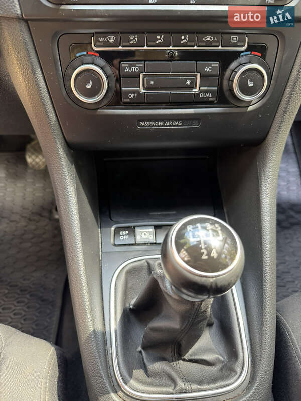 Хетчбек Volkswagen Golf 2009 в Луцьку