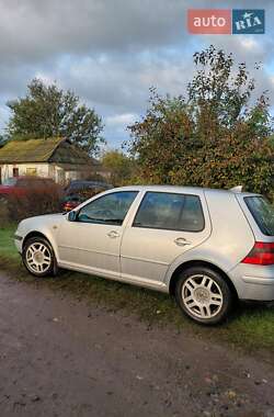 Хетчбек Volkswagen Golf 1998 в Ободівці