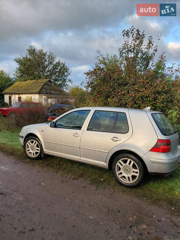 Хэтчбек Volkswagen Golf 1998 в Ободовке