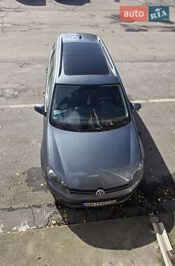 Универсал Volkswagen Golf 2011 в Виннице