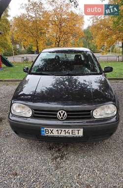 Хэтчбек Volkswagen Golf 2001 в Каменец-Подольском