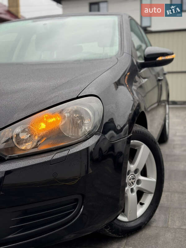 Хетчбек Volkswagen Golf 2012 в Львові