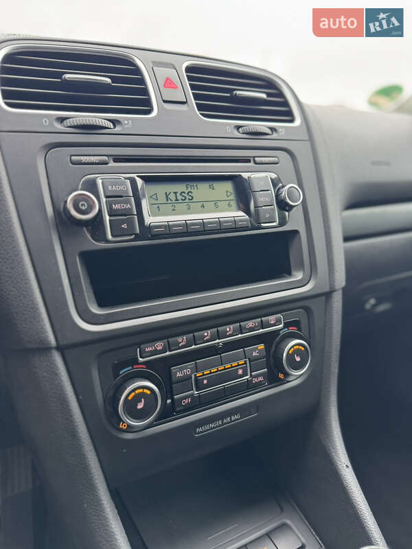 Хетчбек Volkswagen Golf 2012 в Львові