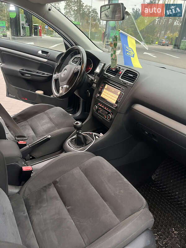 Универсал Volkswagen Golf 2010 в Киеве фото 9 Универсал Volkswagen Golf 2010 в Киеве