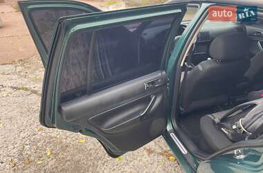Универсал Volkswagen Golf 2000 в  фото 14 Универсал Volkswagen Golf 2000 в