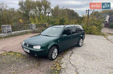 Универсал Volkswagen Golf 2000 в  фото 3 Универсал Volkswagen Golf 2000 в