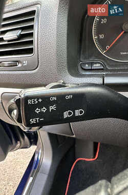 Хэтчбек Volkswagen Golf 2006 в  фото 31 Хэтчбек Volkswagen Golf 2006 в