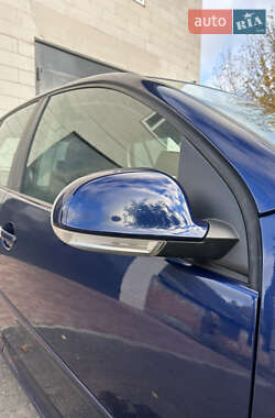 Хэтчбек Volkswagen Golf 2006 в  фото 45 Хэтчбек Volkswagen Golf 2006 в