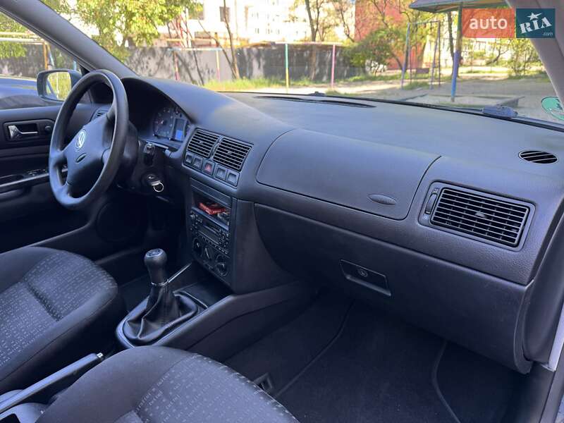 Хэтчбек Volkswagen Golf 2002 в Кременчуге фото 14 Хэтчбек Volkswagen Golf 2002 в Кременчуге