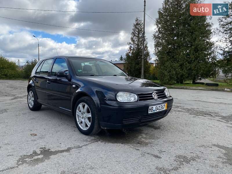 Хетчбек Volkswagen Golf 2002 в Бучачі