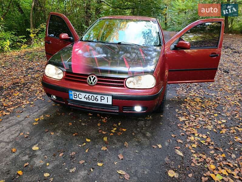 Хэтчбек Volkswagen Golf 1998 в Рава-Русской
