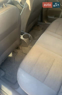 Хэтчбек Volkswagen Golf 2004 в  фото 16 Хэтчбек Volkswagen Golf 2004 в