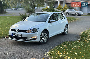 Хетчбек Volkswagen Golf 2015 в Хмельницькому