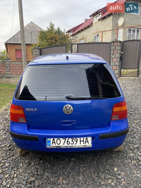 Хэтчбек Volkswagen Golf 1999 в Иршаве