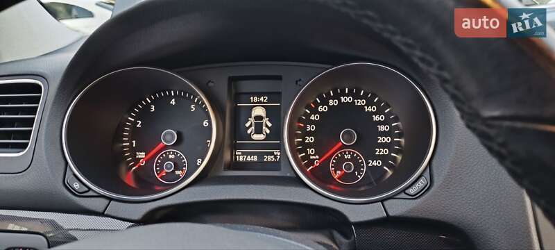 Хетчбек Volkswagen Golf 2009 в Мукачевому