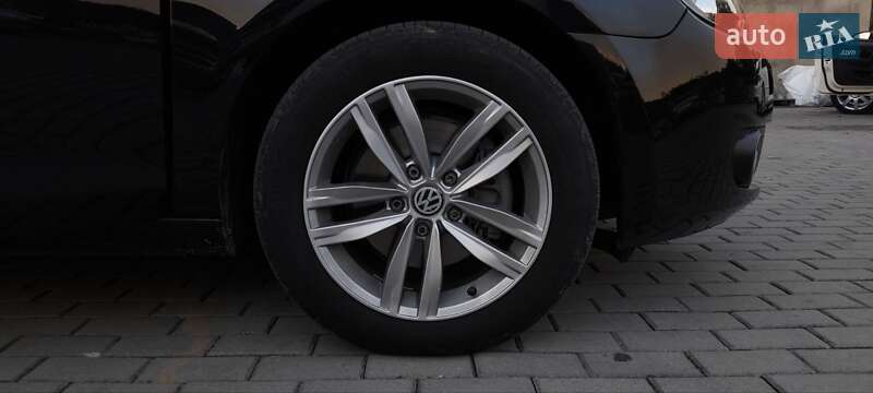Хетчбек Volkswagen Golf 2009 в Мукачевому