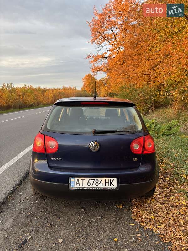 Хэтчбек Volkswagen Golf 2006 в Ивано-Франковске