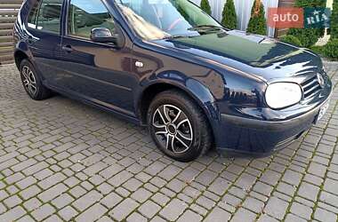Хэтчбек Volkswagen Golf 2002 в Хмельницком