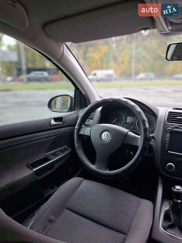 Хэтчбек Volkswagen Golf 2007 в Харькове