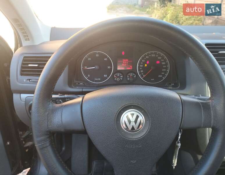 Volkswagen Golf 2008