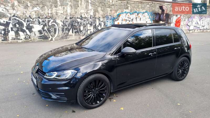 Хэтчбек Volkswagen Golf 2020 в Днепре