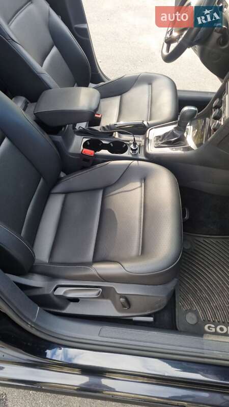 Хэтчбек Volkswagen Golf 2020 в Днепре