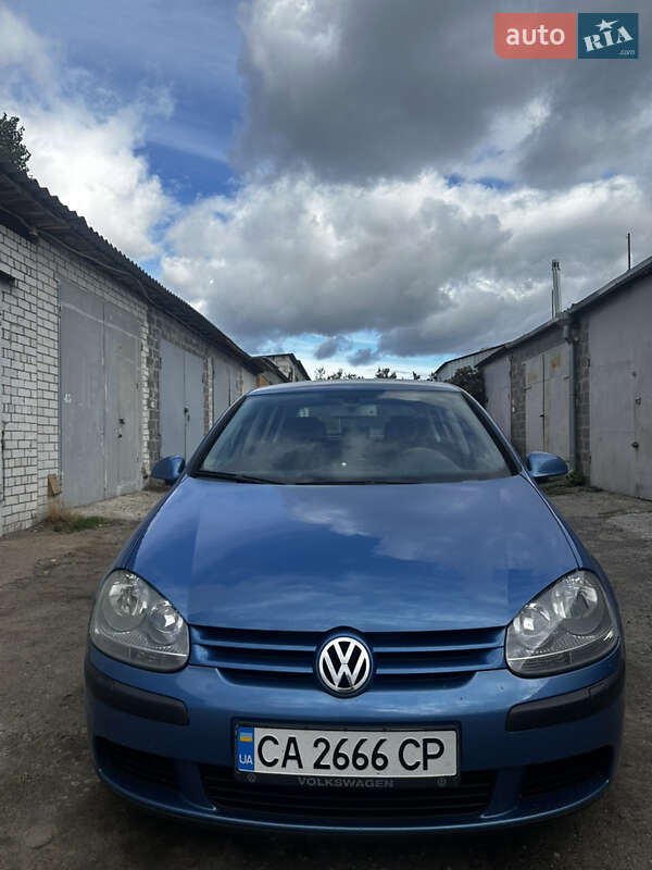 Хэтчбек Volkswagen Golf 2003 в Черкассах фото 2 Хэтчбек Volkswagen Golf 2003 в Черкассах