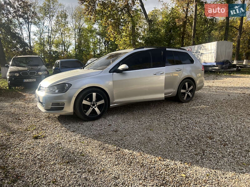 Универсал Volkswagen Golf 2013 в Залещиках