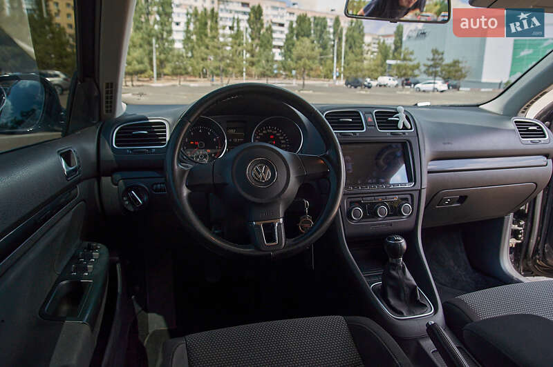 Универсал Volkswagen Golf 2011 в Николаеве фото 27 Универсал Volkswagen Golf 2011 в Николаеве