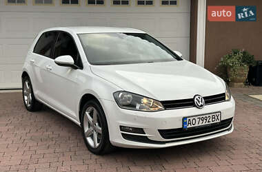 Хэтчбек Volkswagen Golf 2013 в Мукачево