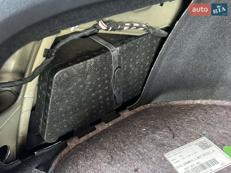 Універсал Volkswagen Golf 2014 в Рівному