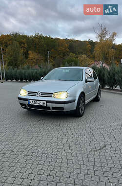 Хетчбек Volkswagen Golf 2001 в Полтаві