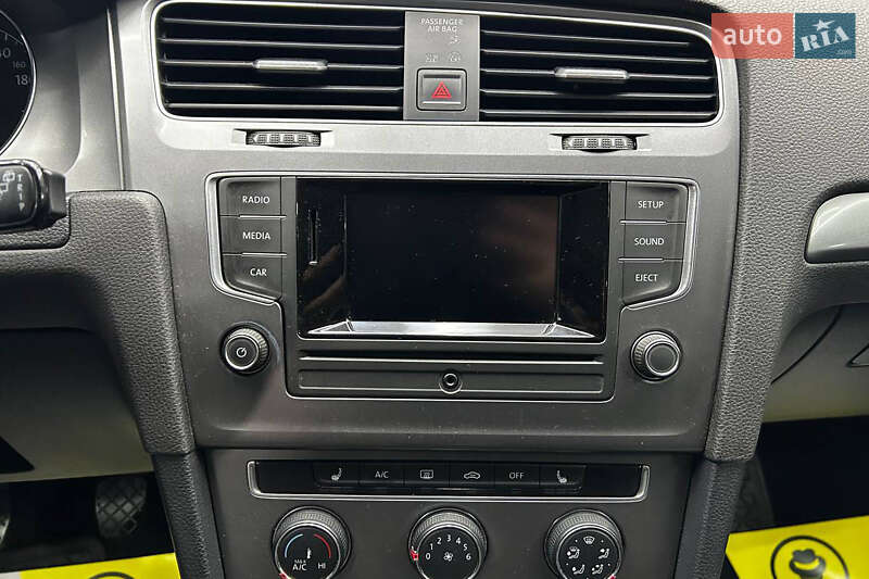 Хэтчбек Volkswagen Golf 2012 в Черновцах фото 21 Хэтчбек Volkswagen Golf 2012 в Черновцах