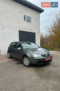 Хэтчбек Volkswagen Golf 2006 в Хороле