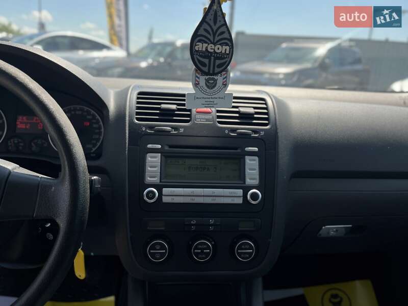 Хэтчбек Volkswagen Golf 2007 в Мукачево