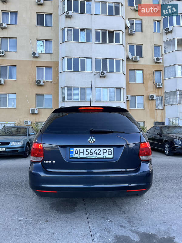 Универсал Volkswagen Golf 2008 в Одессе
