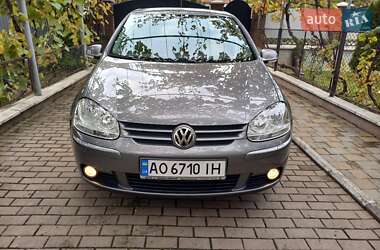 Хетчбек Volkswagen Golf 2008 в Мукачевому