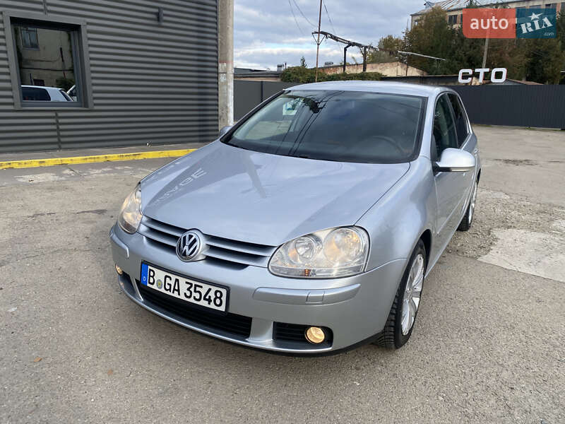 Хэтчбек Volkswagen Golf 2006 в Ивано-Франковске