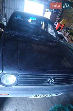Хетчбек Volkswagen Golf 1988 в Пулинах