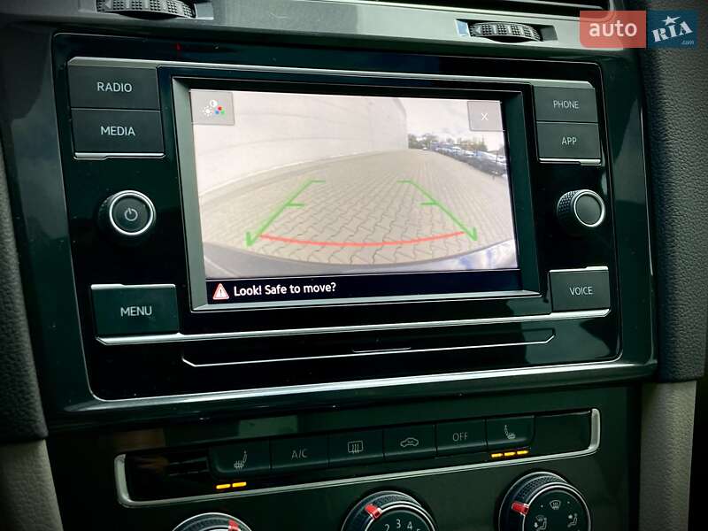 Хэтчбек Volkswagen Golf 2019 в Киеве фото 20 Хэтчбек Volkswagen Golf 2019 в Киеве