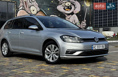 Універсал Volkswagen Golf 2018 в Луцьку
