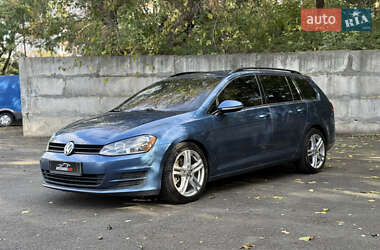 Універсал Volkswagen Golf 2015 в Києві