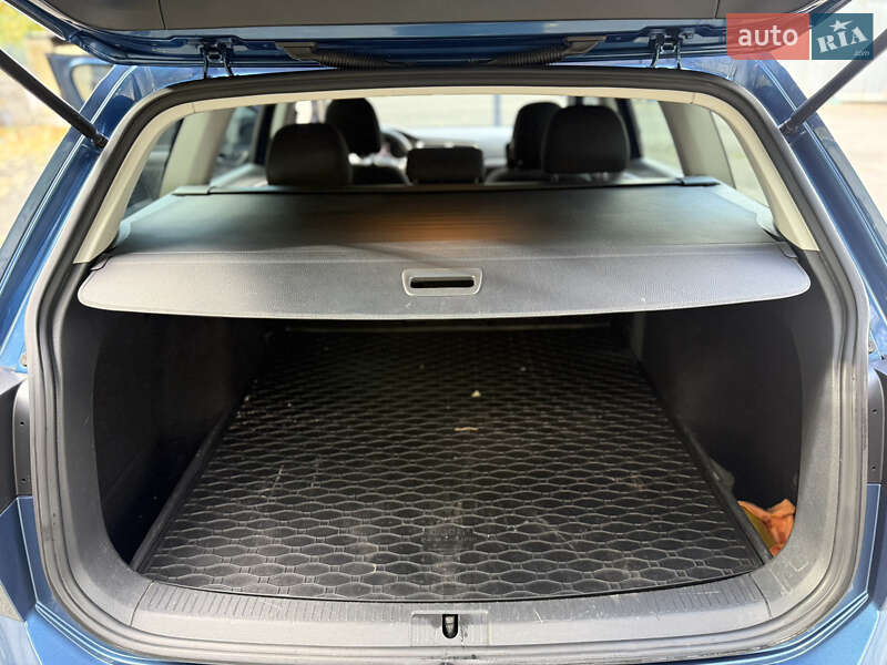 Универсал Volkswagen Golf 2015 в Киеве